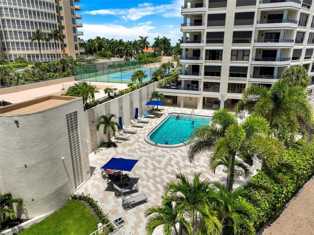 4451 Gulf Shore Blvd N, Unit 506, Naples, FL 34103 Photo