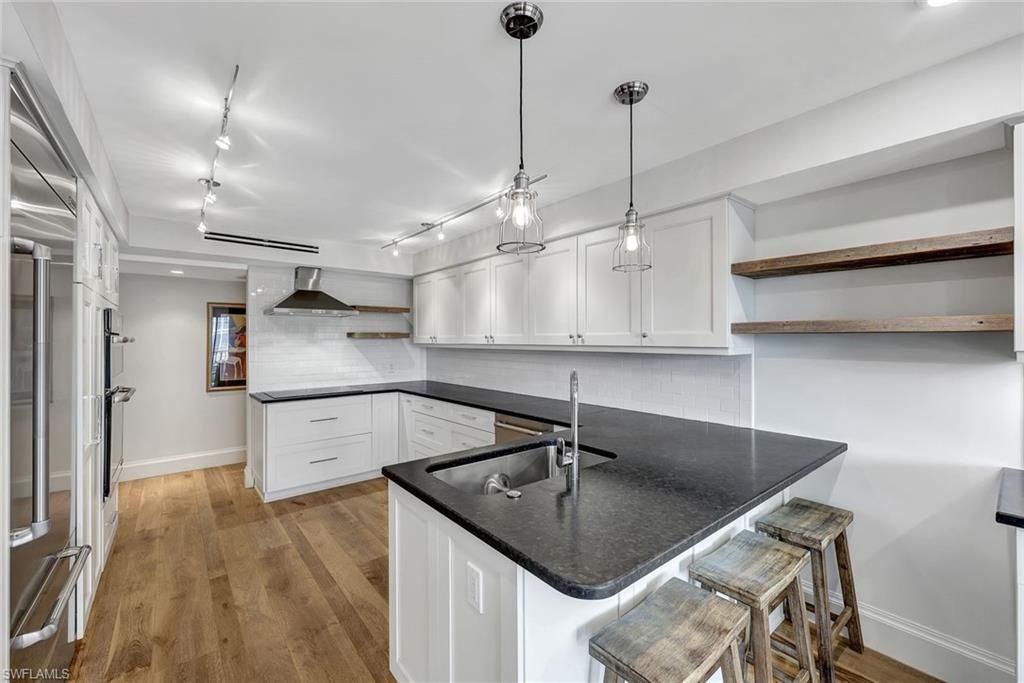 4451 Gulf Shore Blvd N, Unit 506, Naples, FL 34103 Photo