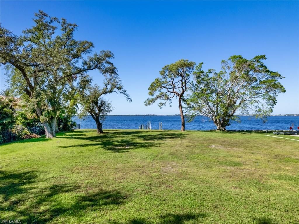 1212 Coconut Dr, Fort Myers, FL 33901 Photo