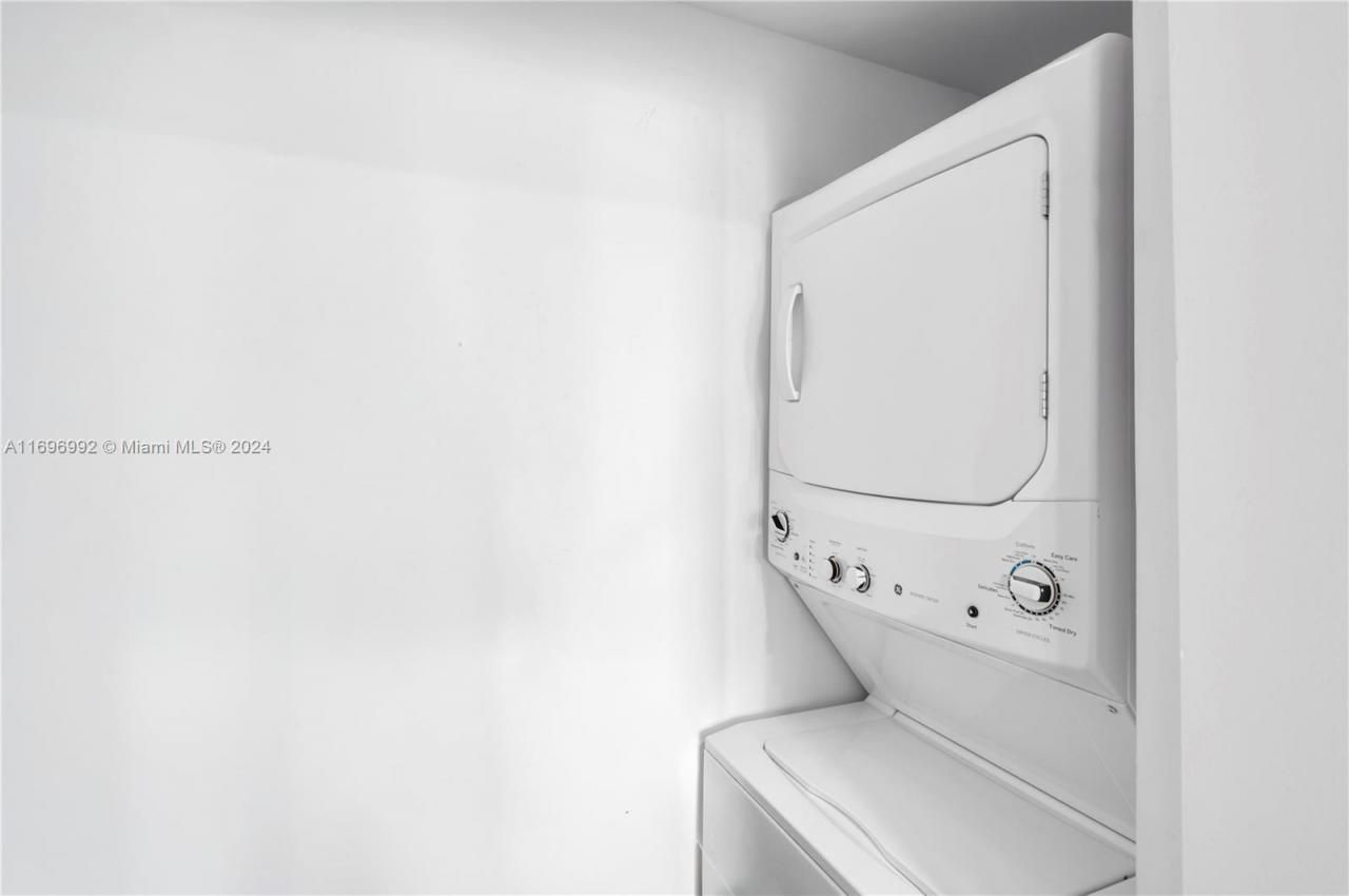 1300 S Miami Ave, Unit 3704, Miami, FL 33130 Photo