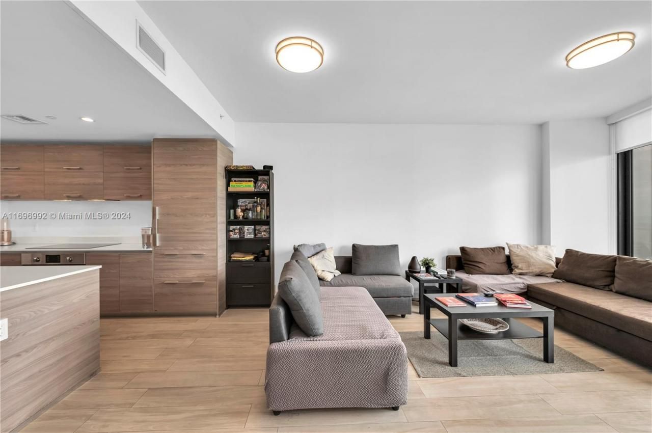 1300 S Miami Ave, Unit 3704, Miami, FL 33130 Photo