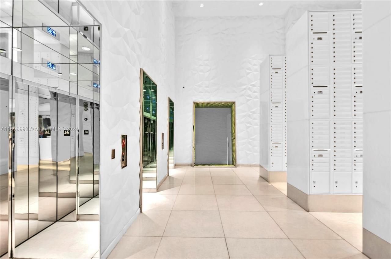 1300 S Miami Ave, Unit 3704, Miami, FL 33130 Photo