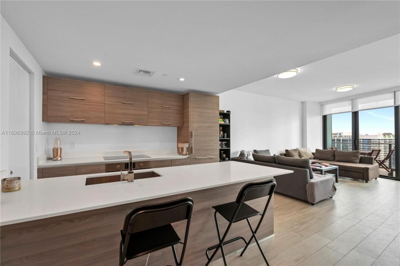 1300 S Miami Ave, Unit 3704, Miami, FL 33130 Photo