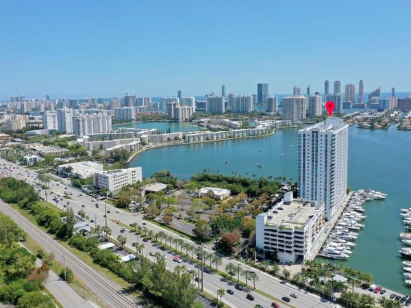 17301 Biscayne Blvd, Unit 1404, North Miami, FL 33160