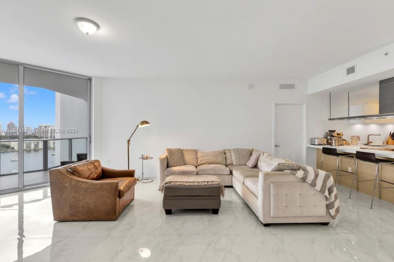 17301 Biscayne Blvd, Unit 1404, North Miami, FL 33160 Photo