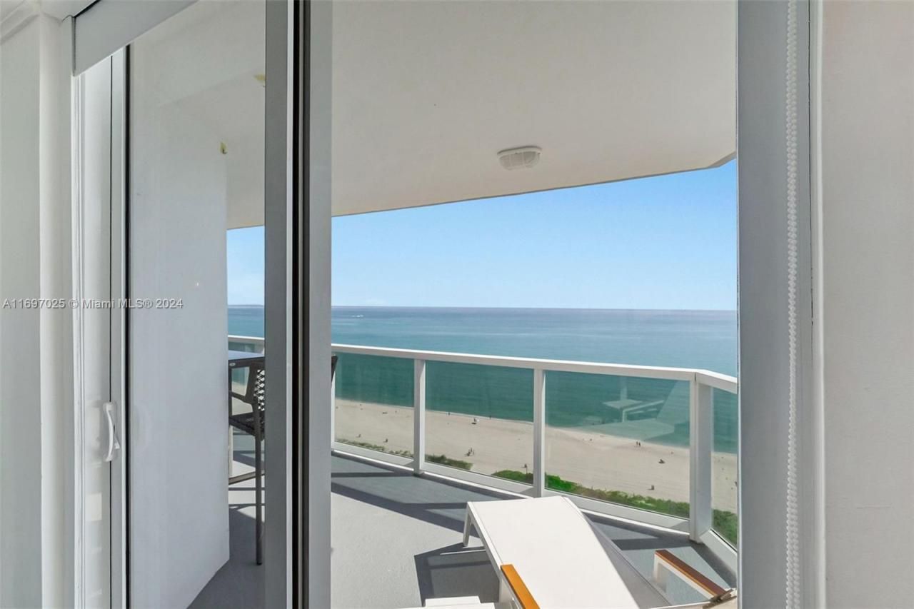2401 Collins Ave, Unit 1902, Miami Beach, FL 33140 Photo