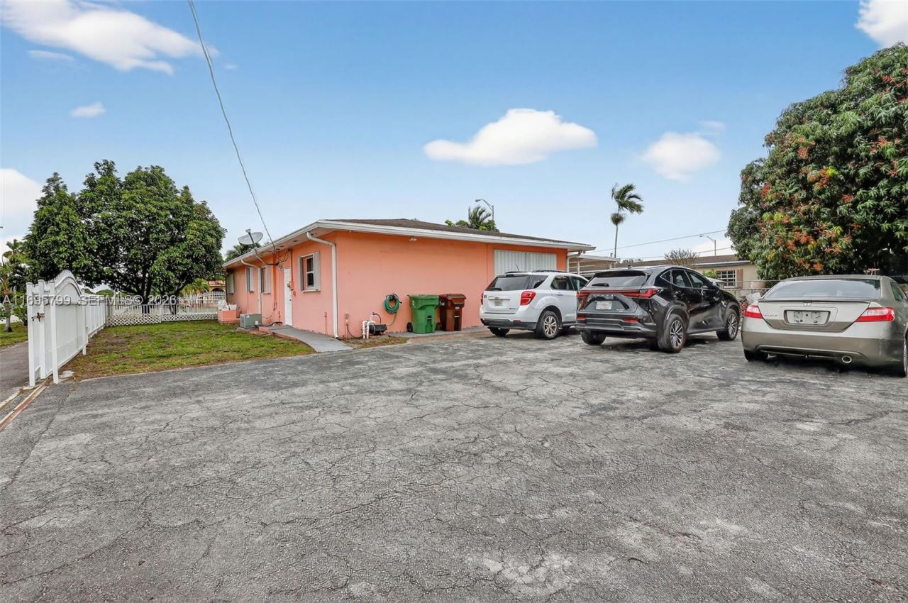 500 E 30th St, Hialeah, FL 33013 Photo