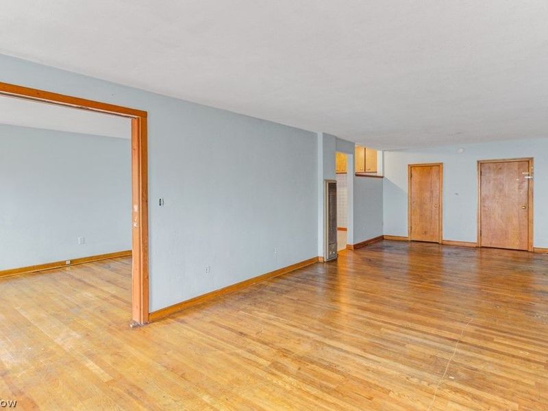 212 N Market Street, Minerva, OH 44657 Photo 18