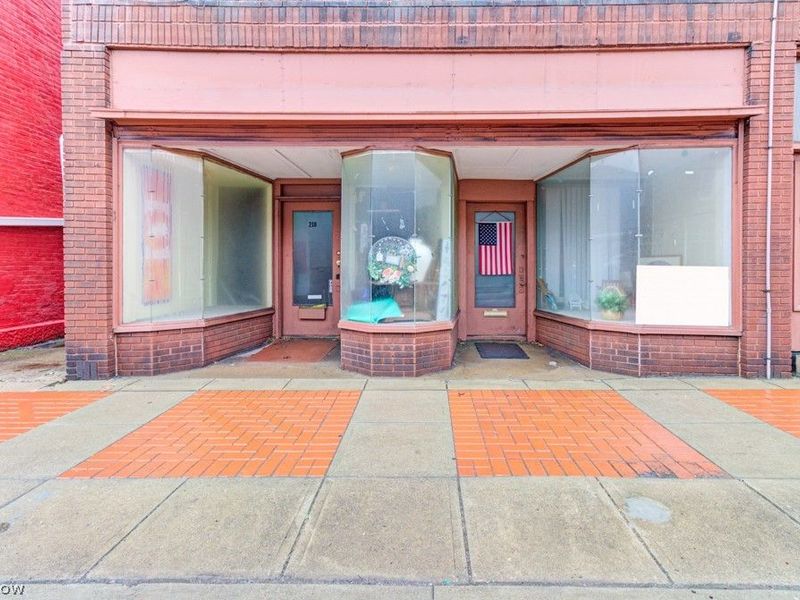 212 N Market Street, Minerva, OH 44657 Photo 3