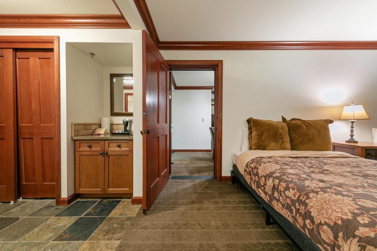 400 Resort Road, Olympic Valley, CA 96161 Photo