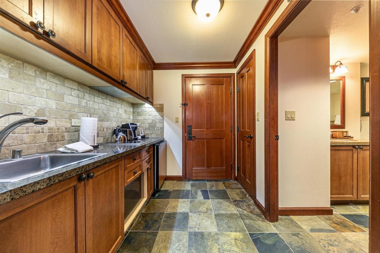 400 Resort Road, Olympic Valley, CA 96161 Photo