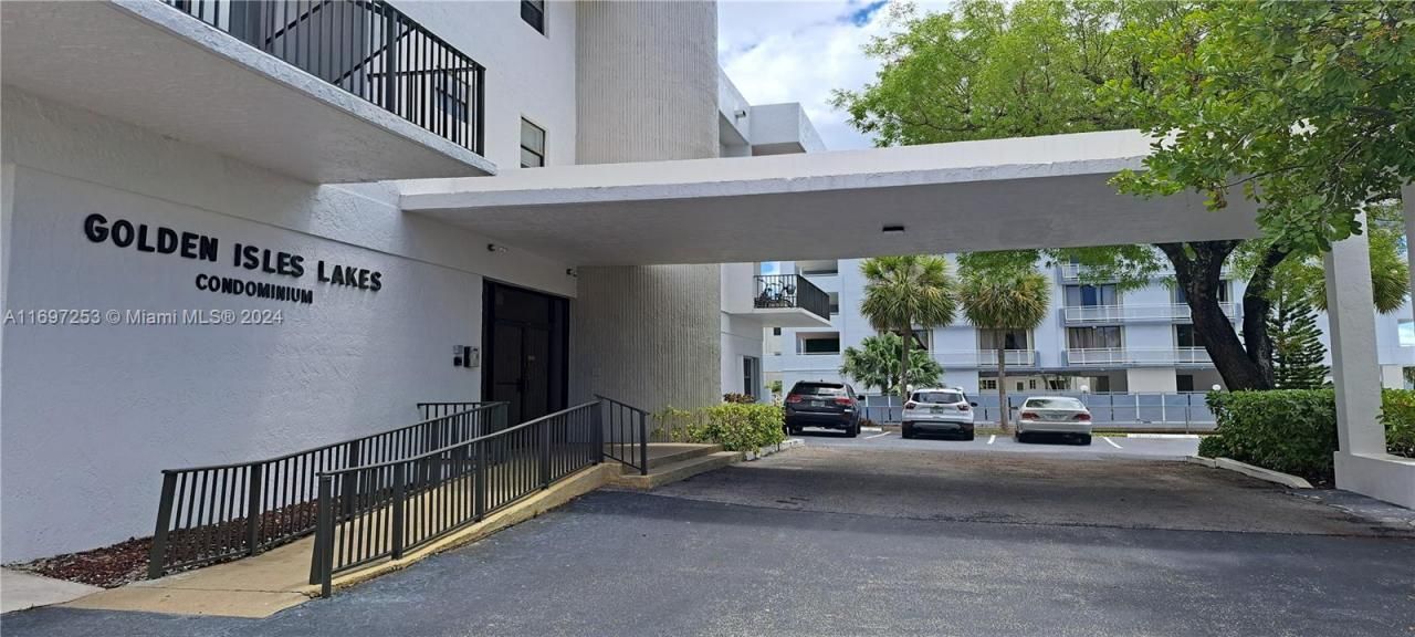 1900 Diana Dr, Unit 3E, Hallandale Beach, FL 33009 Photo