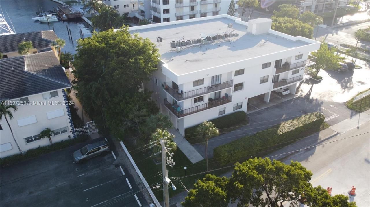 1900 Diana Dr, Unit 3E, Hallandale Beach, FL 33009 Photo