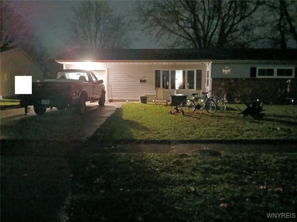 15 Alys Drive E, Depew, NY 14043 Main Photo