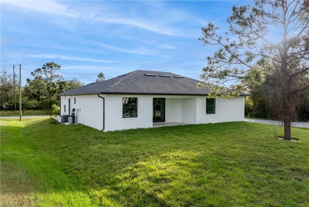 3318 9th St Sw, Lehigh Acres, FL 33976 Photo