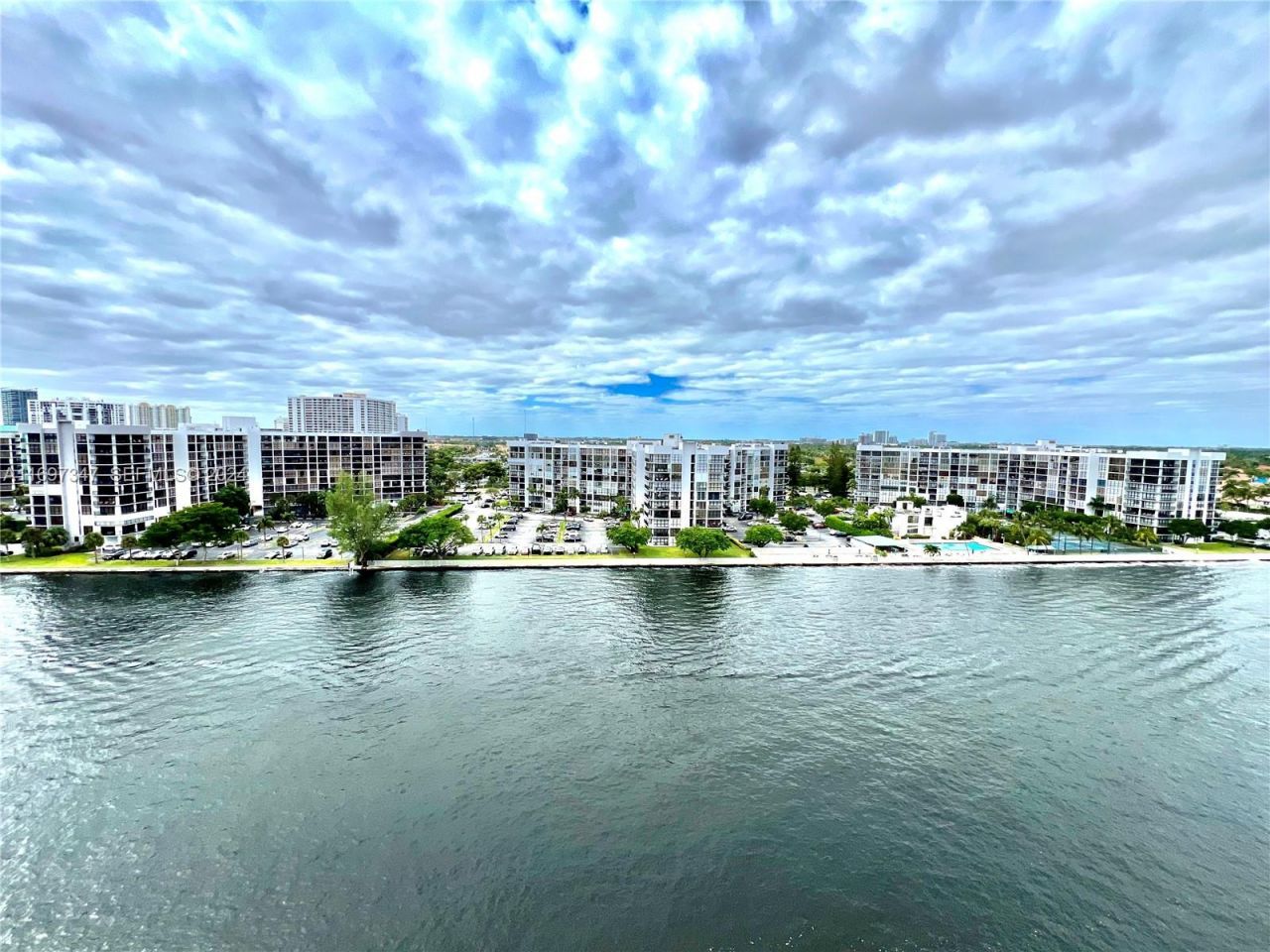 3000 S Ocean Dr, Unit 1012, Hollywood, FL 33019 Photo