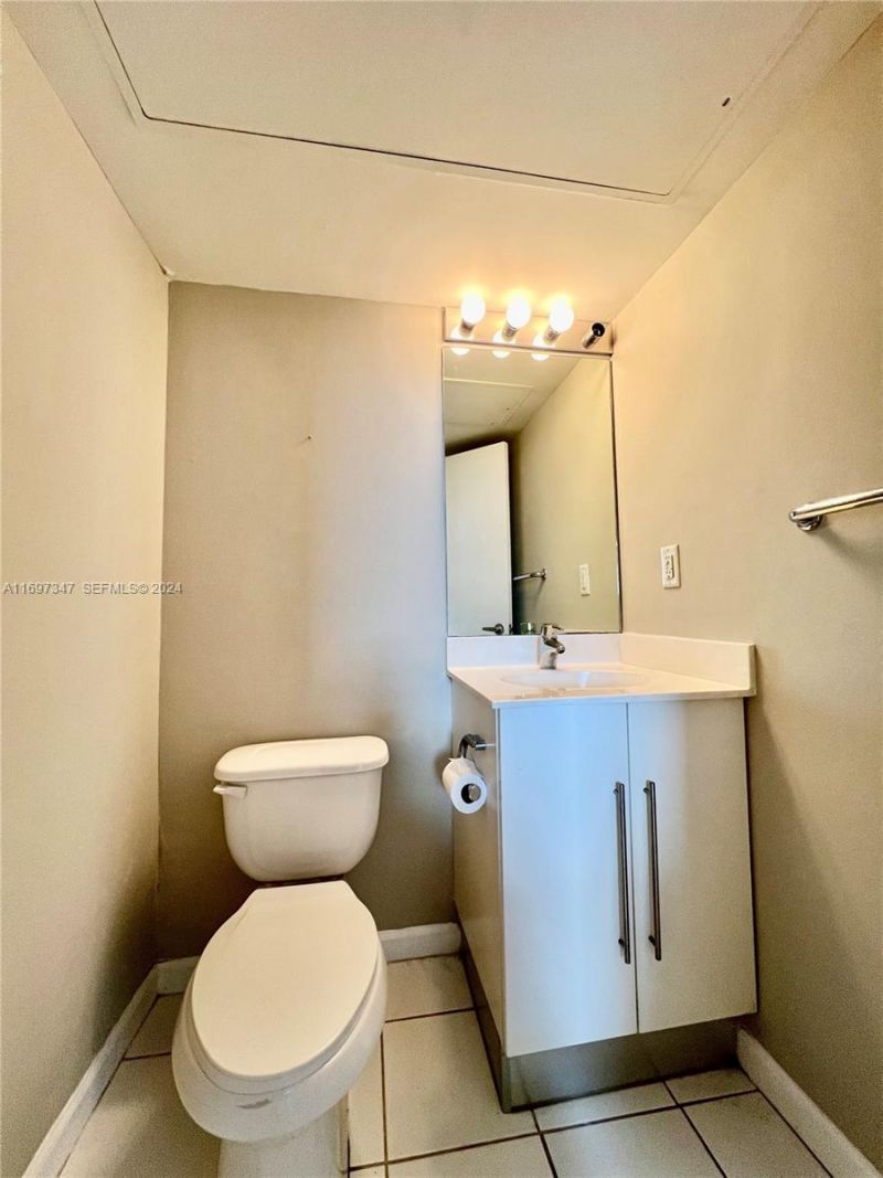 3000 S Ocean Dr, Unit 1012, Hollywood, FL 33019 Photo