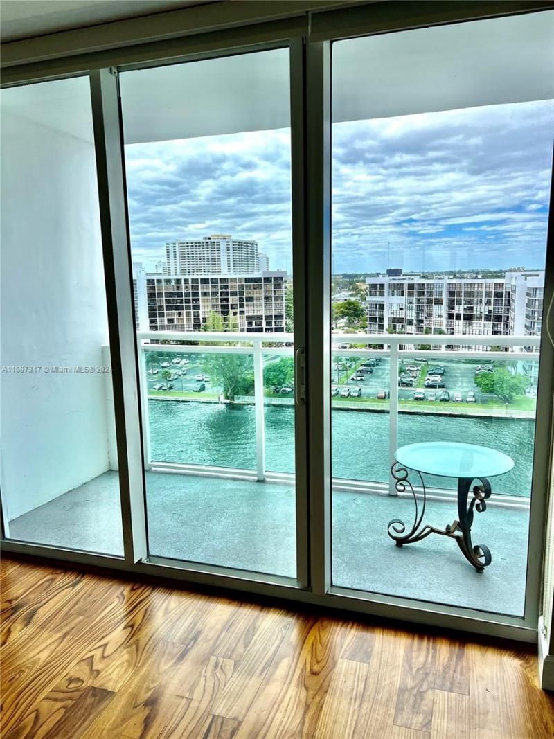 3000 S Ocean Dr, Unit 1012, Hollywood, FL 33019 Photo