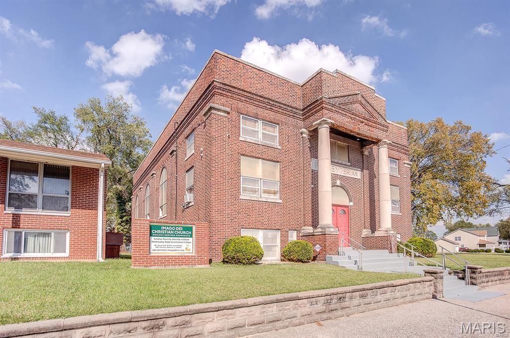 1639 3rd Street, Madison, IL 62060 Main Photo