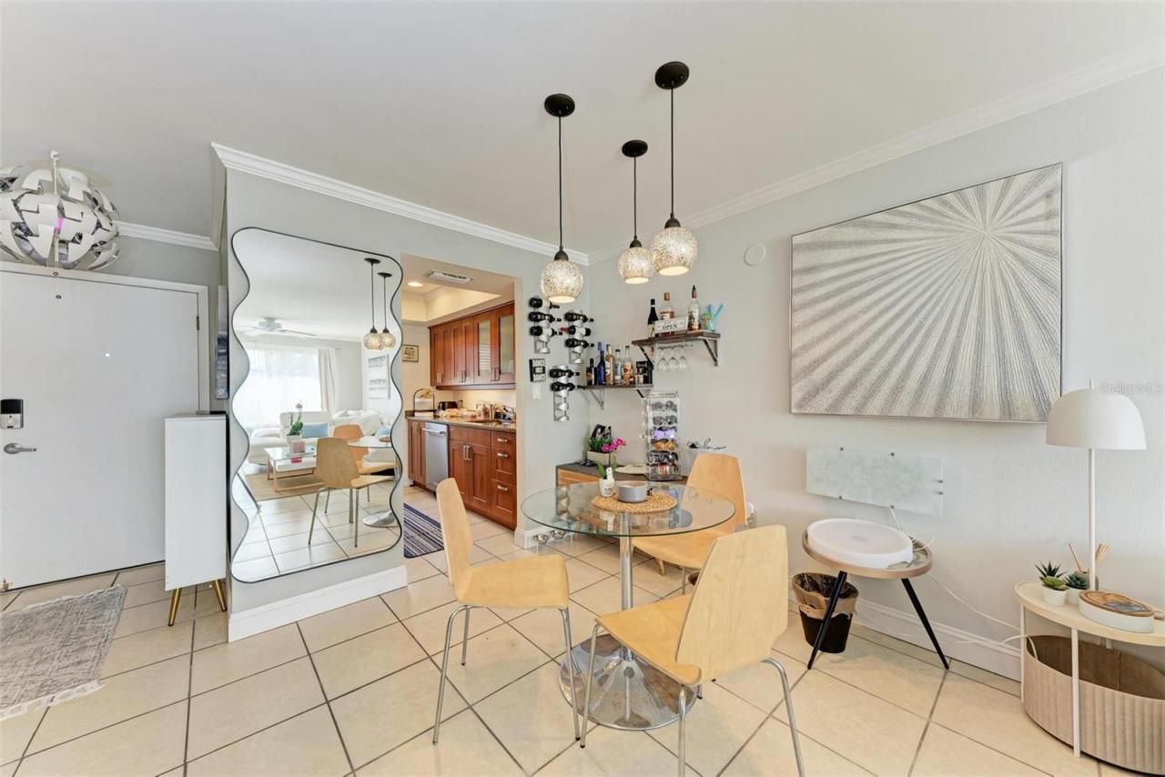 115 Tyler Drive, Unit 203, Sarasota, FL 34236 Photo