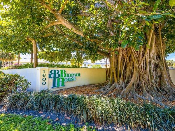 1600 SE Saint Lucie Blvd, Unit 110, Stuart, FL 34996