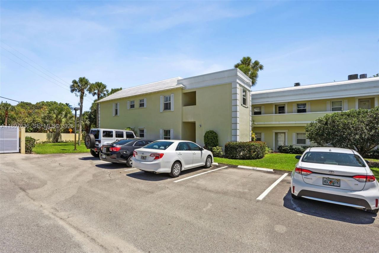 1600 SE Saint Lucie Blvd, Unit 110, Stuart, FL 34996 Photo