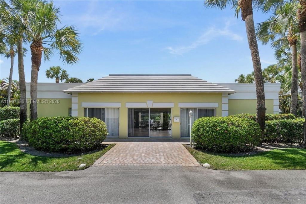 1600 SE Saint Lucie Blvd, Unit 110, Stuart, FL 34996 Photo