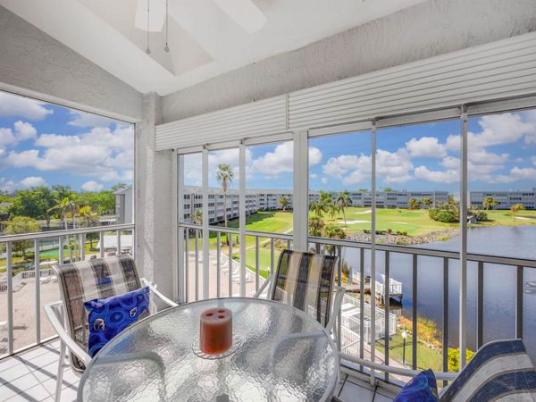14871 Hole in One Circle, Unit PH1, Fort Myers, FL 33919