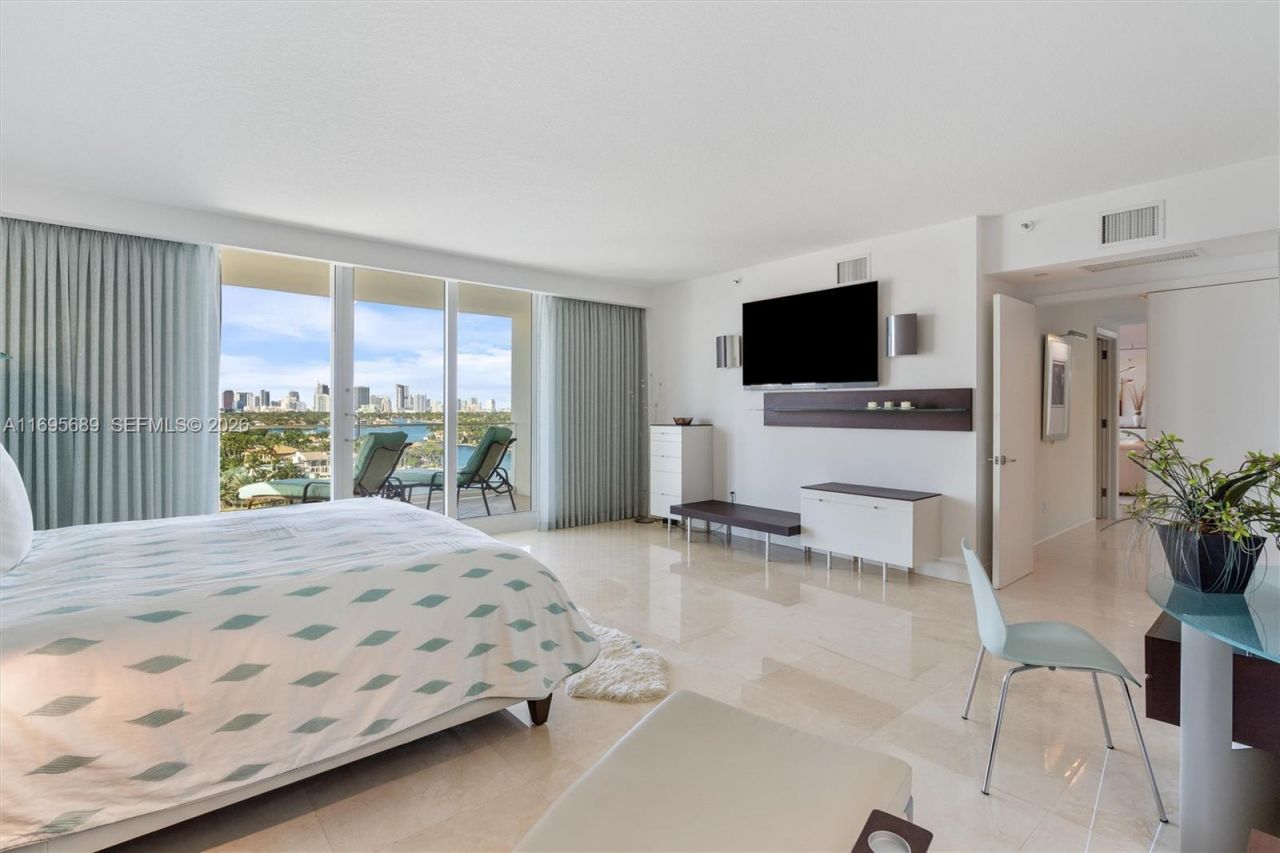 3055 Harbor Dr, Unit 1202, Fort Lauderdale, FL 33316 Photo