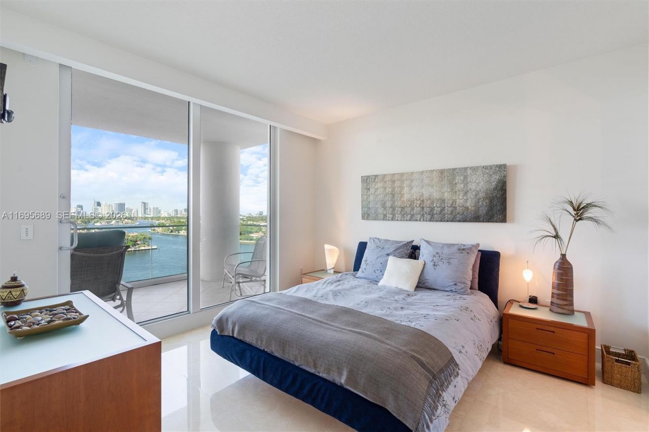 3055 Harbor Dr, Unit 1202, Fort Lauderdale, FL 33316 Photo