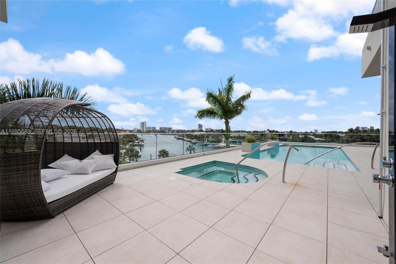 3055 Harbor Dr, Unit 1202, Fort Lauderdale, FL 33316 Photo