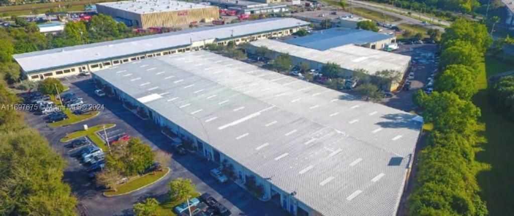 6557 Garden Rd, Unit 17, Riviera Beach, FL 33404 Photo