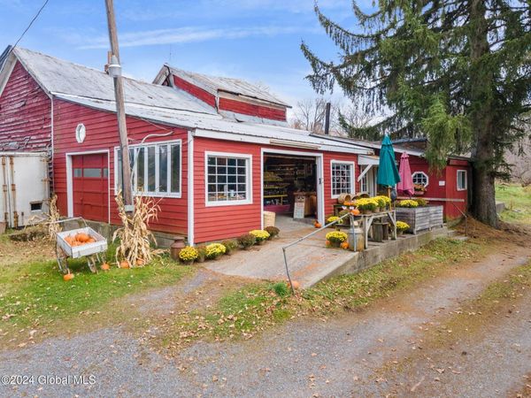 571 Chestnut Street, Sharon Springs, NY 13459