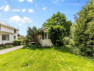 18061 Derr Avenue, Beloit, OH 44609