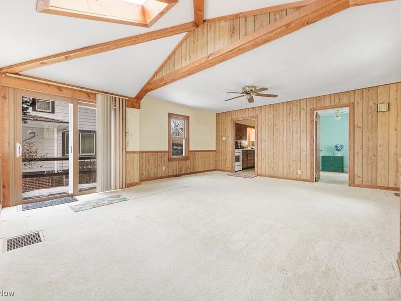 18061 Derr Avenue, Beloit, OH 44609 Photo 12