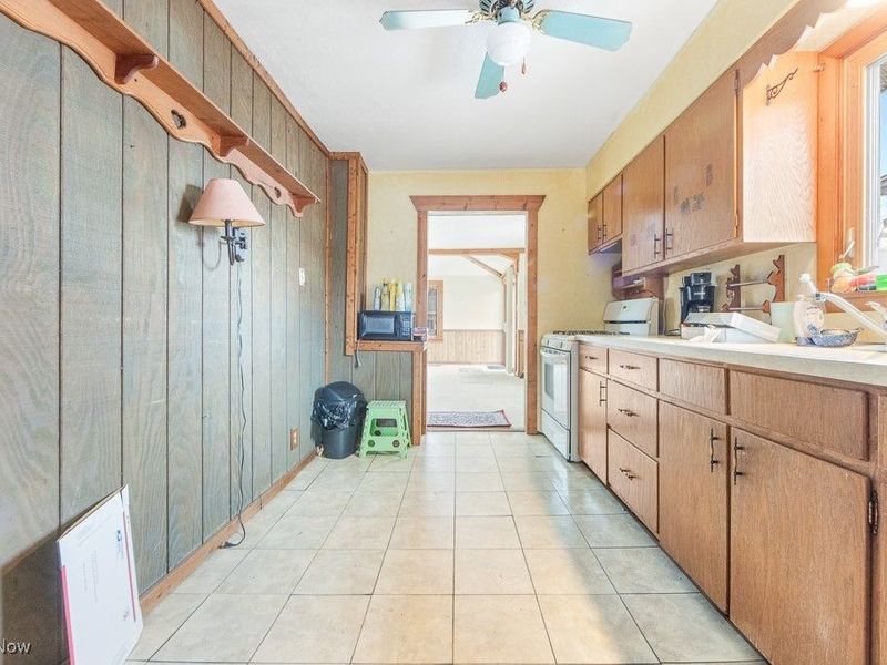 18061 Derr Avenue, Beloit, OH 44609 Photo 7