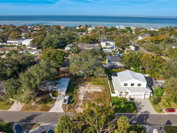 3605 S OMAR AVENUE, TAMPA, FL 33629