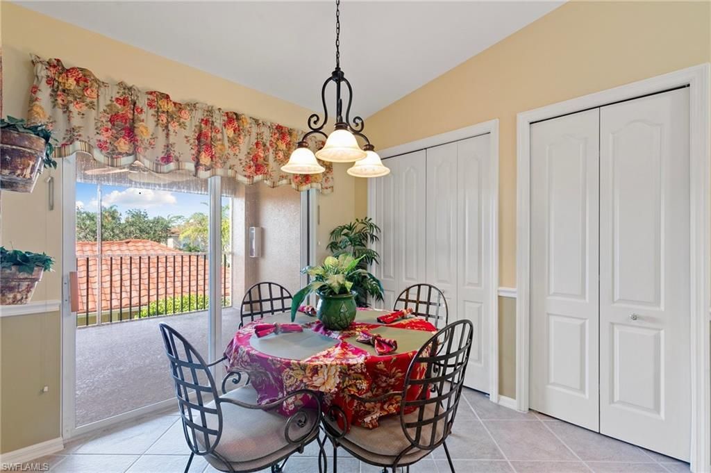 2860 Cypress Trace Cir, Unit 1825, Naples, FL 34119 Photo