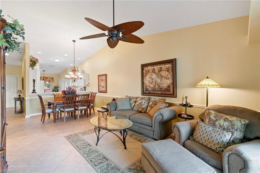 2860 Cypress Trace Cir, Unit 1825, Naples, FL 34119 Photo