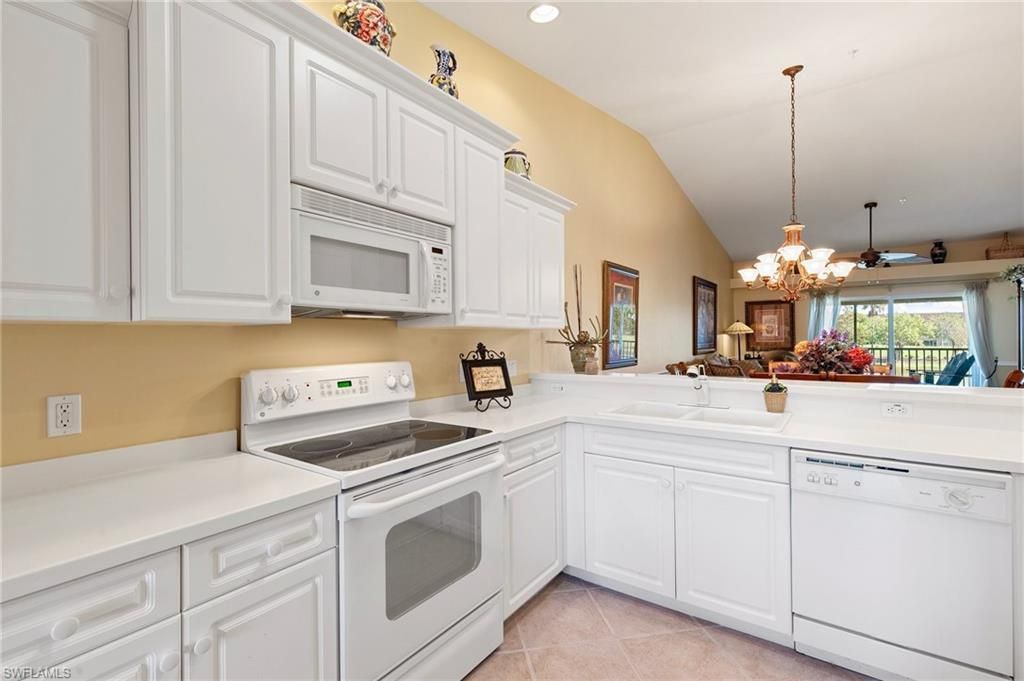 2860 Cypress Trace Cir, Unit 1825, Naples, FL 34119 Photo