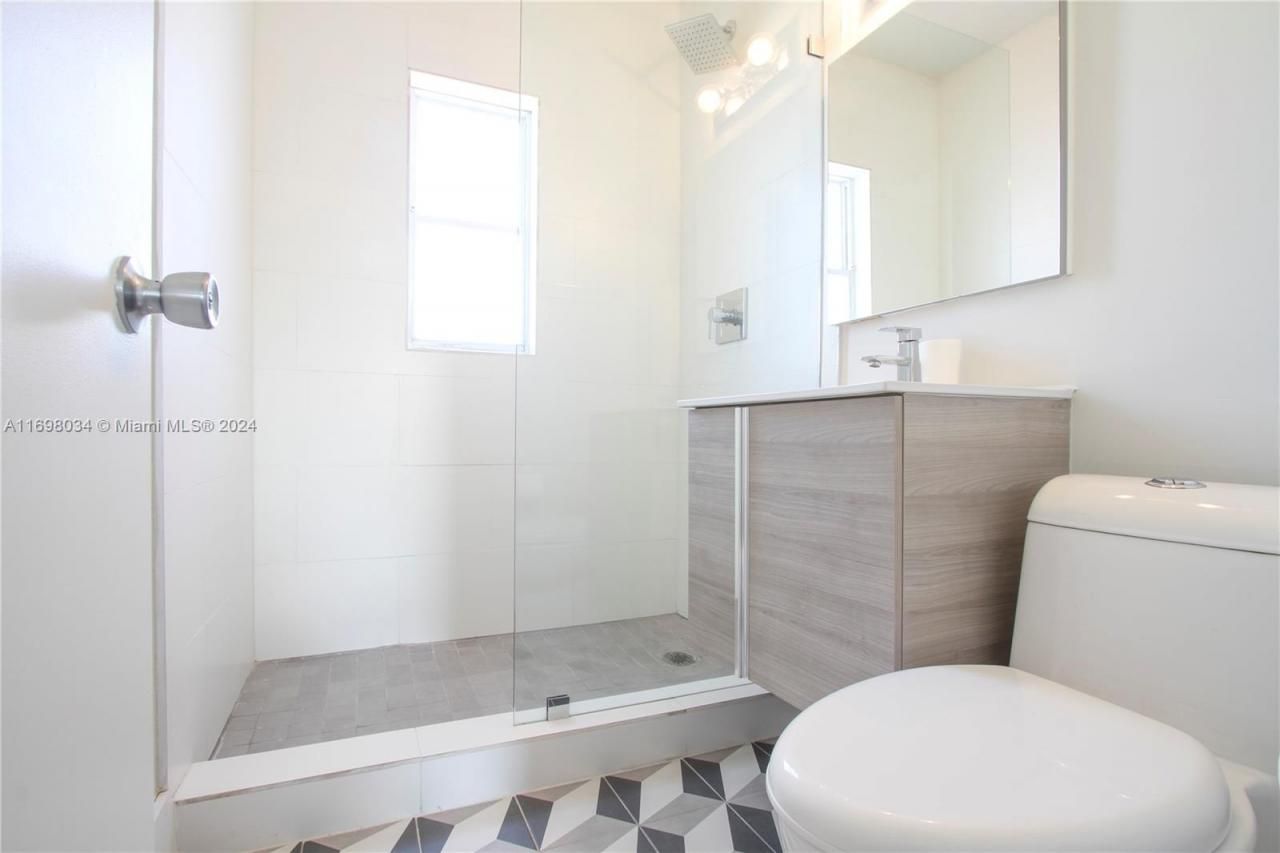 6238 SW 59th Pl, Unit 10, South Miami, FL 33143 Photo