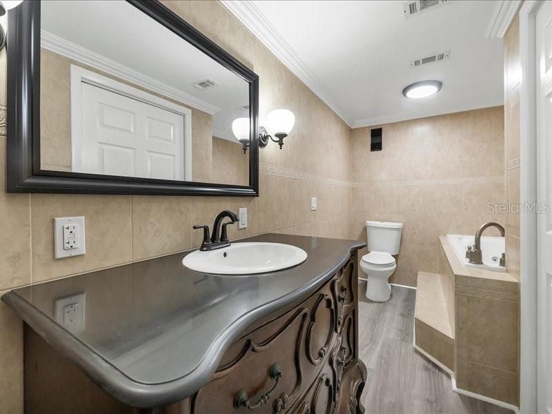 7100 Sunshine Skyway Lane S, Unit 706, Saint Petersburg, FL 33711 Photo