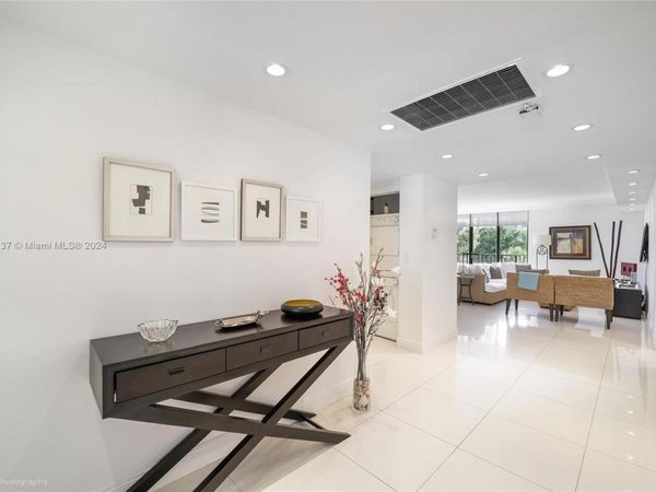 Unit 227, Key Biscayne, FL 33149