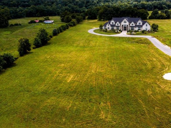 507 Reed Valley, Fayetteville, AR 72704