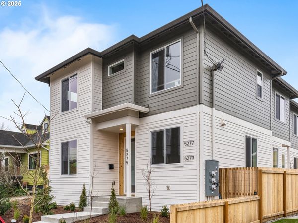 5277 N Vancouver AVE, Unit 2, Portland, OR 97217