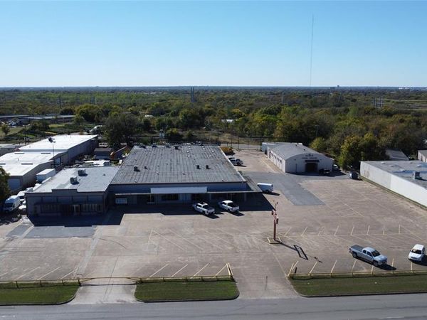 5520 Military Parkway, Dallas, TX 75227