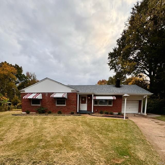 9271 Dell Court, Bellefontaine Neighbors, MO 63137 Main Photo