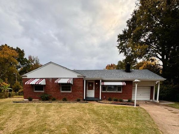 9271 Dell Court, Bellefontaine Nghbrs, MO 63137