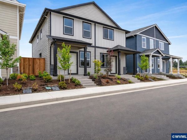 365 SE Kitzmiller Dr, Dallas, OR 97338