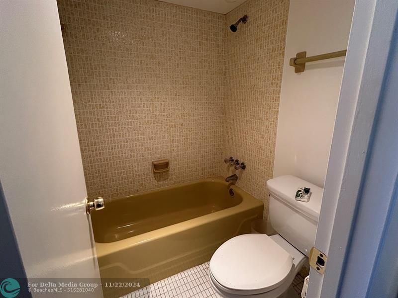 7877 Golf Circle Drive, Unit 211, Margate, FL 33063 Photo